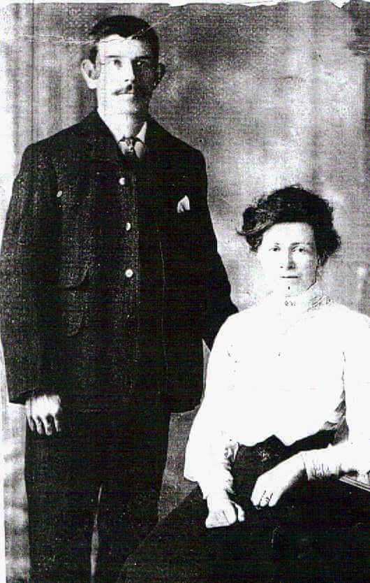 william-lavinia-wicks-nee-owen-14-nov-1907-their-wedding-day-lived-at-tucking-mill-cottage-monkton-combe