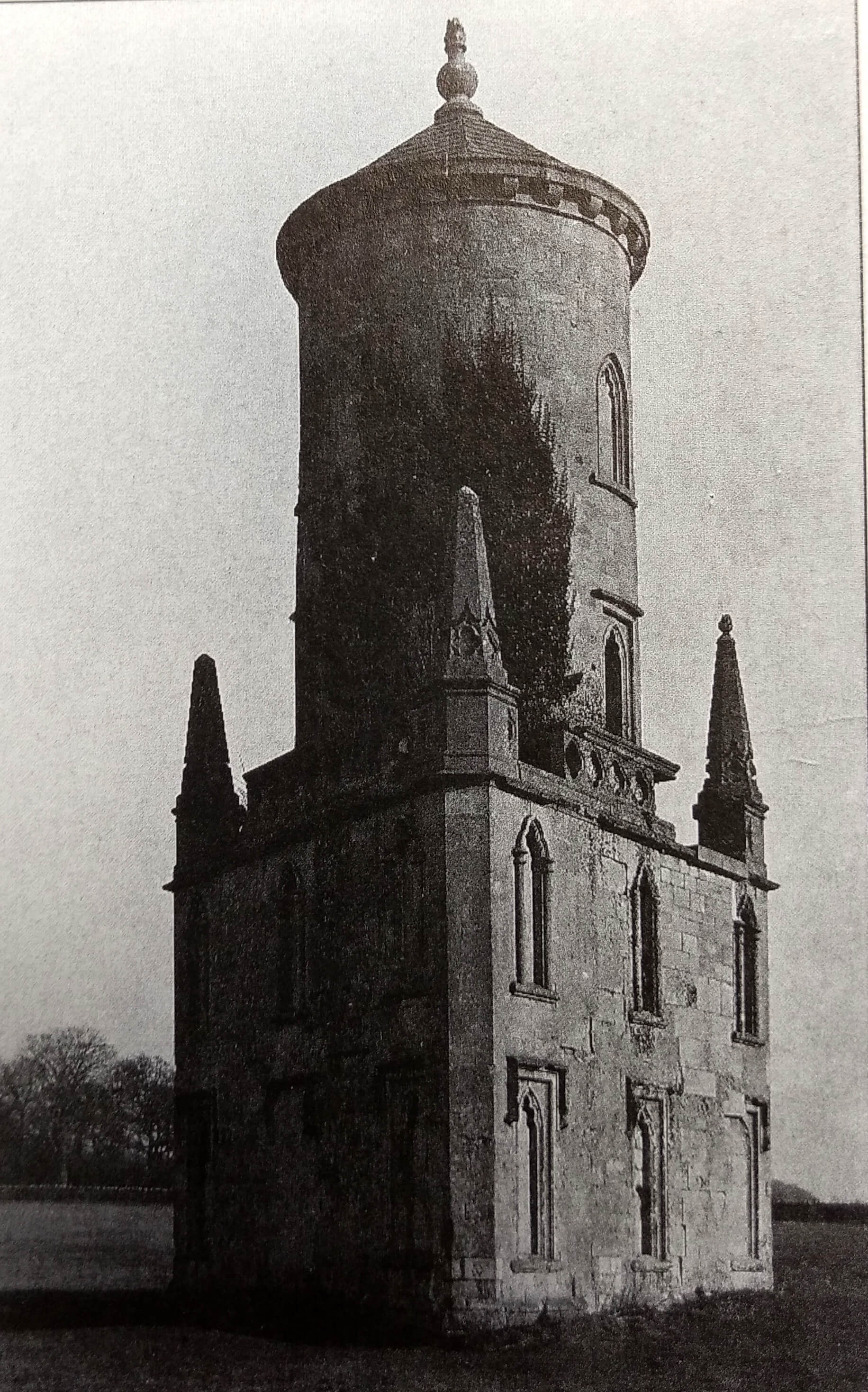 The Monument about 1905