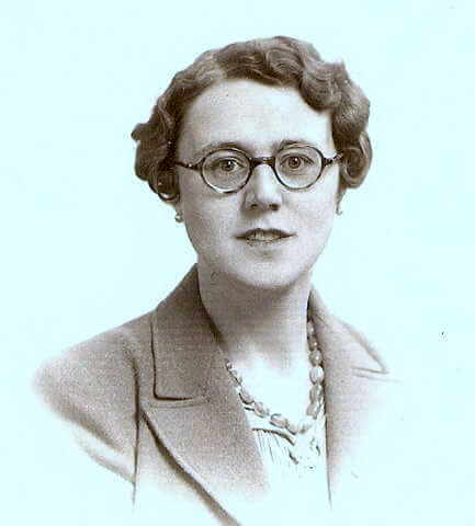 Caroline Irene Vaughan-Jenkins (MacDonald) (1905 - 1975) lived at Combe Grove and St Winifreds