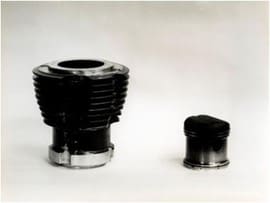 Aluminium liner less barrel of 250cc capacity 1935