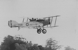Replica Bristol fighter in flight with the Roland Claude Cross designed undercarriage and machine gun mountings 300x195